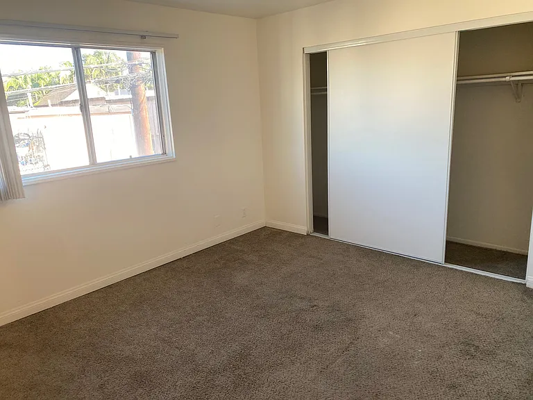 1566 Pine Ave #206A — Photo 10