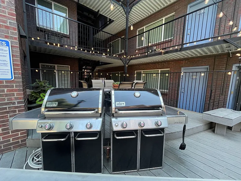 Windsong Apartments — Photo 16