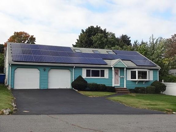 5th image of 19 Rockwood Ln