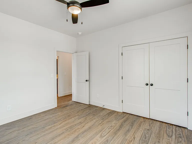 2464 Millwood Ave #1 — Photo 17