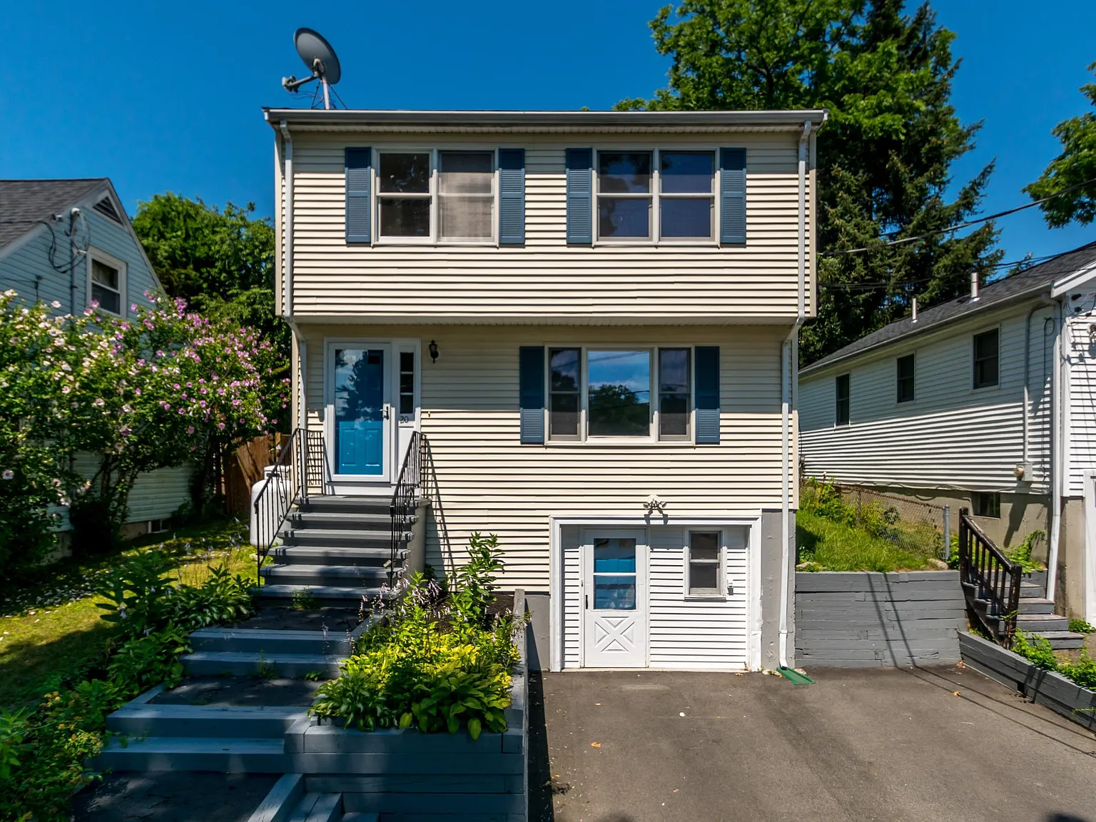 20 Smart St — Photo 3