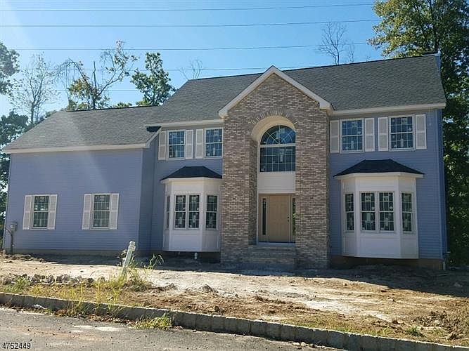 1st image of 66 Colonial Woods Dr
