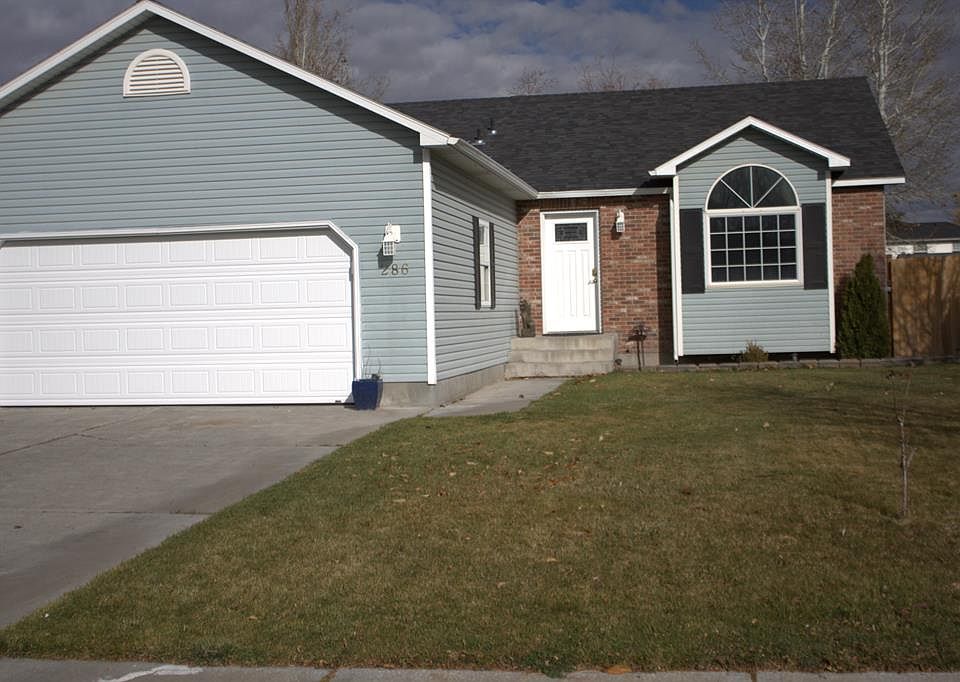 1st image of 286 Leesburg Ln