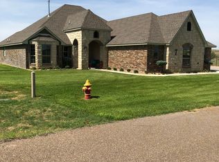 1404 W 3rd St, Beaver, OK 73932