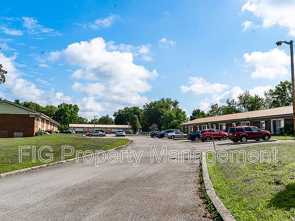 4th image of 109 Louella Dr