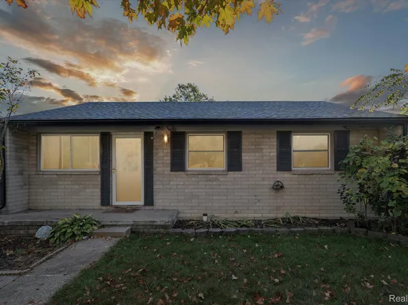 803 Dorset Ave, Ypsilanti, MI 48198