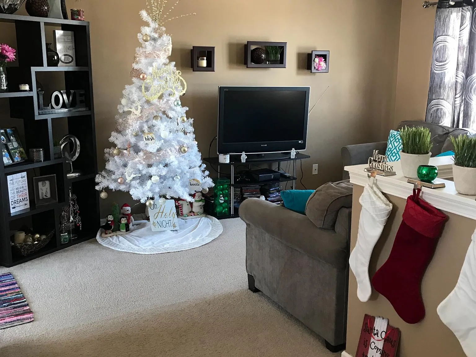 3 bed, 1354 sqft, $1,955 — Photo 3