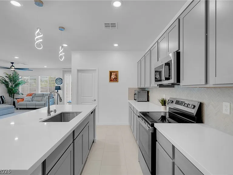 5357 Eleganza Ave — Photo 11