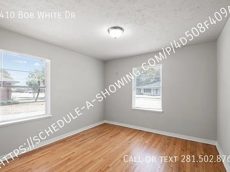 8410 Bob White Dr — Photo 3