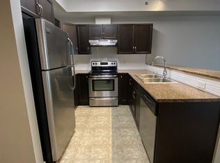 100 Creek Bend Rd, Winnipeg, MB R2N0G1