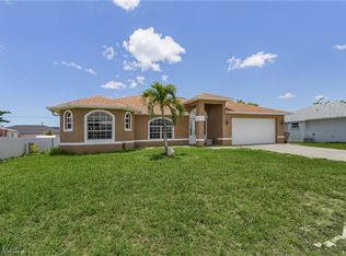 1122 SE 5th Pl, Cape Coral, FL 33990