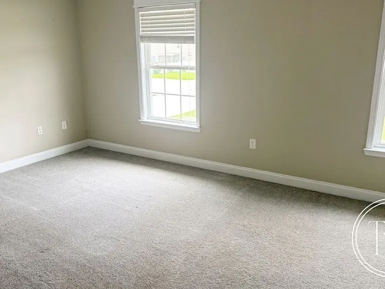 709 English Oak Dr — Photo 21