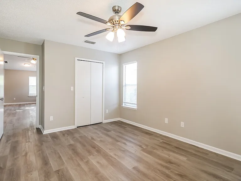 309 Carriann Cove Trl W — Photo 10