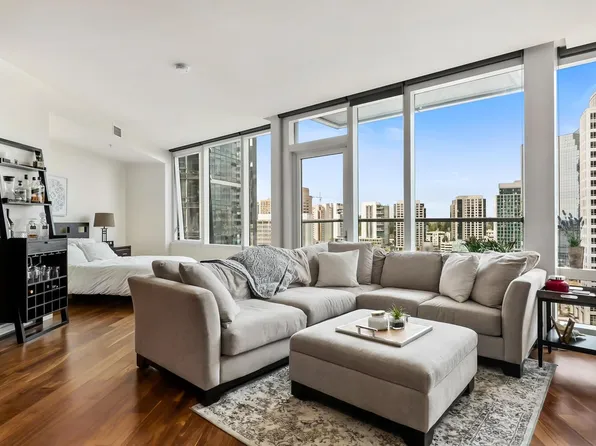 10700 NE 4th St Unit 1808, Bellevue, WA 98004