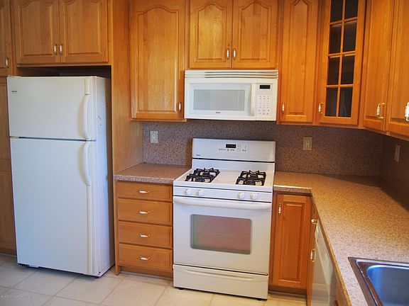 5th image of 437 Kingsley Ct