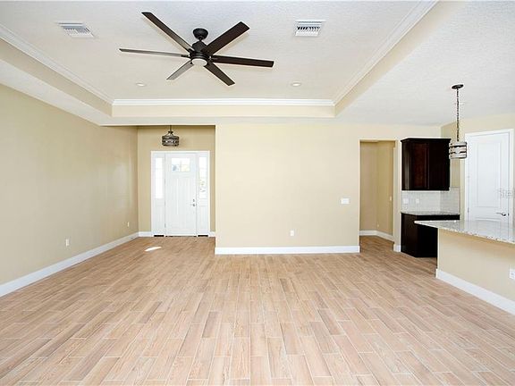 2nd image of 1704 Teakwood Dr