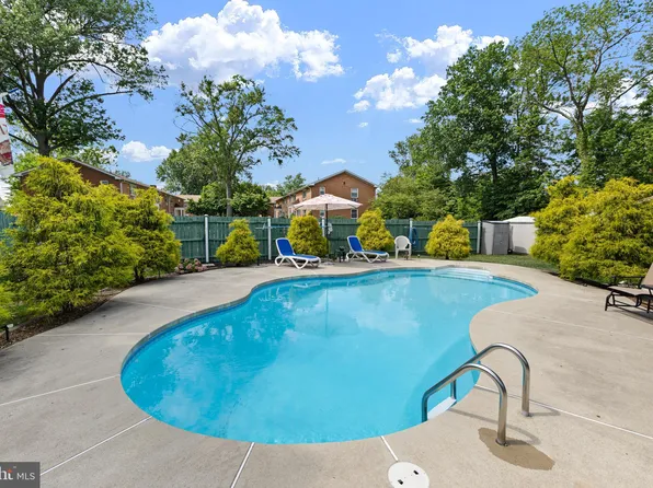 17 E Chestnut St #19, Bordentown, NJ 08505