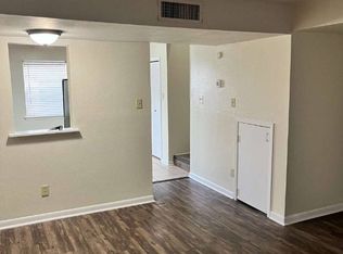 202 Lincoln Ave APT D, College Station, TX 77840