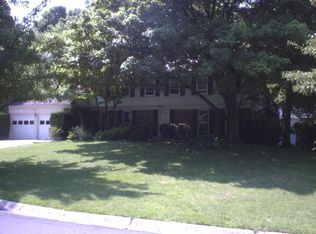 12604 Lamp Post Ln, Rockville, MD
