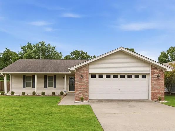 111 Amber Oaks Dr, Sherwood, AR 72120