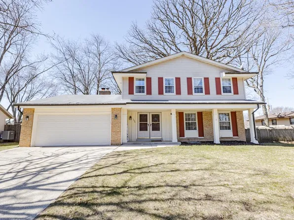 1904 Dixie DRIVE, Waukesha, WI 53189
