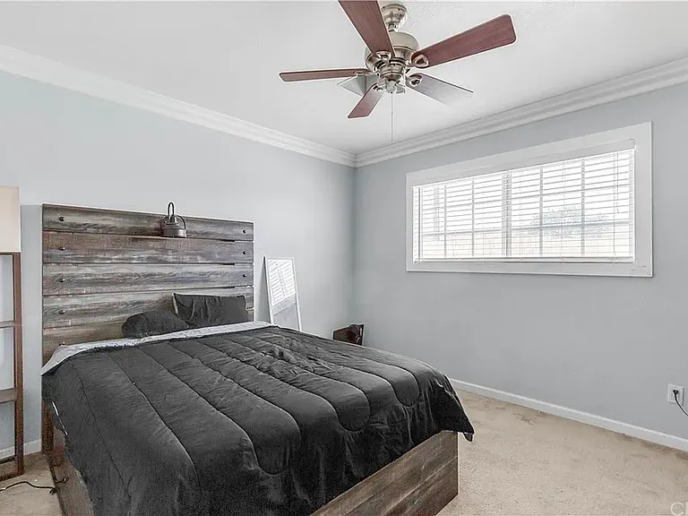 25441 Park Ave — Photo 12