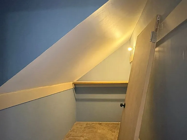 48 Gridley St - Blue Pod — Photo 17