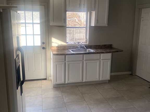 4th image of 321 Kosciusko St