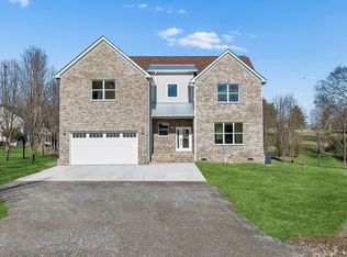 1054 Nichols Cir E, Gallatin, TN 37066