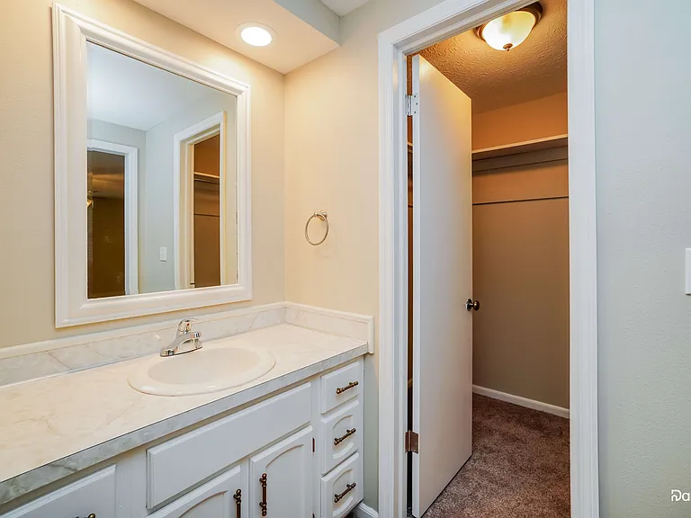 7511 Blue Fox Ln — Photo 9