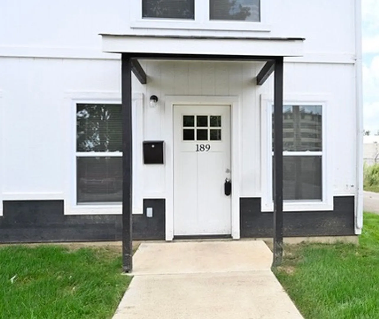 3 Bed / 1.5 Bath Townhome for Rent in Mansfield, OH — Photo 1