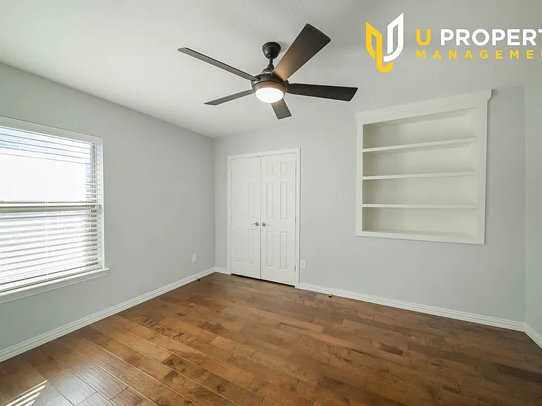 1810 Port Isabel Dr — Photo 36