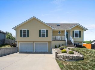 2116 N York St, Independence, MO 64058