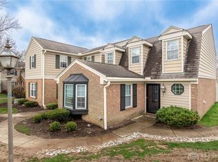 7800 John Adams Ln, Dayton, OH 45459
