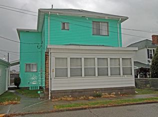 69 20th St, Wellsburg, WV 26070