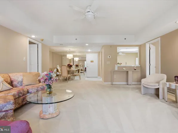 6208 Centennial Sta, Warminster, PA 18974