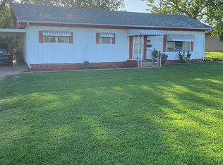 1138 N Springfield Ave, Anthony, KS 67003