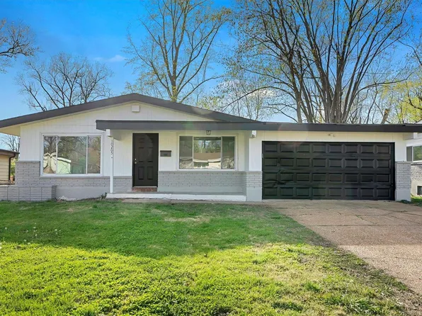 10205 Pannell Dr, Saint Louis, MO 63136