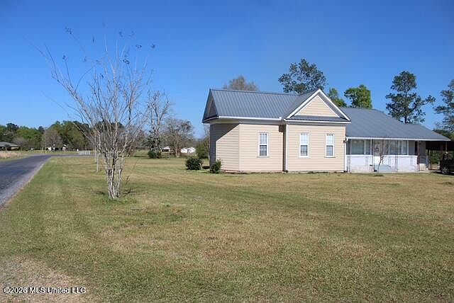 1st image of 1956 Callender Rd NE