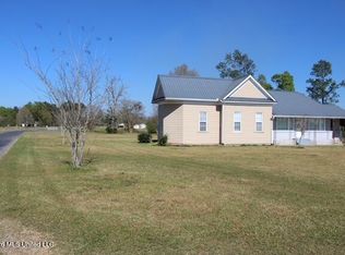 1956 Callender Rd NE, Brookhaven, MS 39601