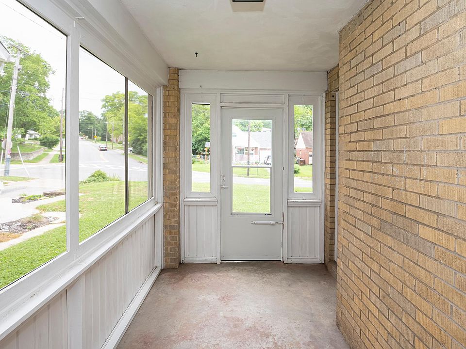 2546 Losantiville Ave Cincinnati, OH, 45237 Apartments for Rent Zillow