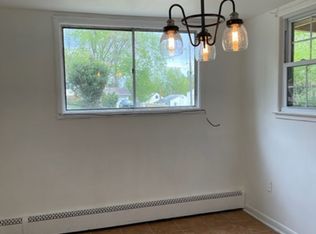 14105 Robinson Ct, Woodbridge, VA 22191