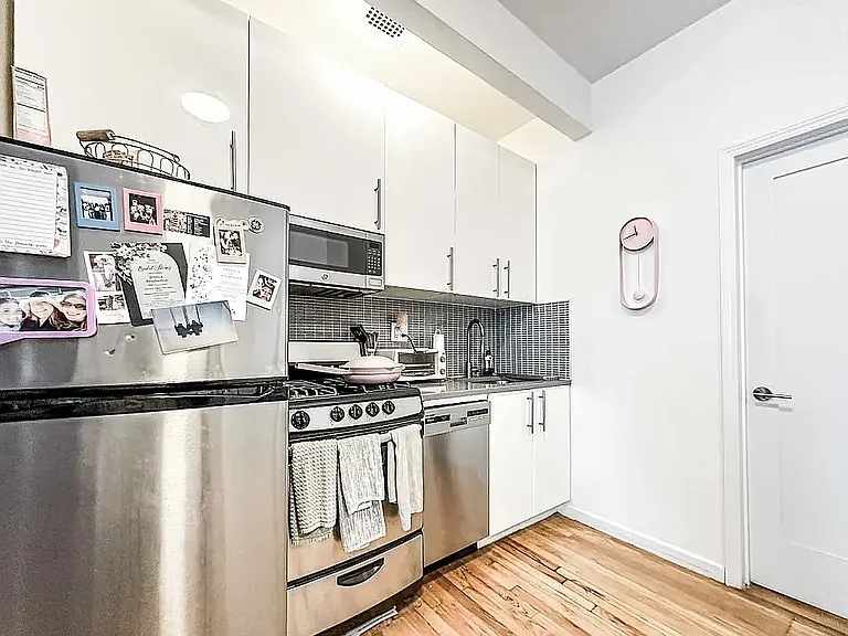 360 3rd Ave #1 — Photo 5