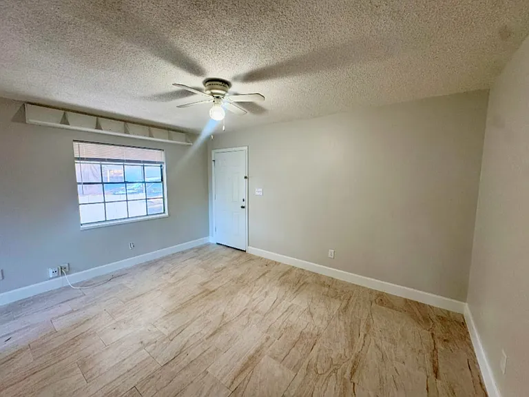 201 E Buchanon Ave #2 — Photo 14