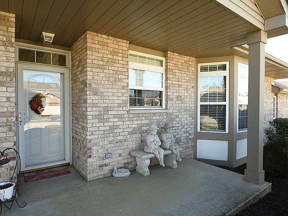3rd image of 18401 Millennium Dr #18401