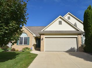 1986 Cherokee St, Grafton, WI 53024