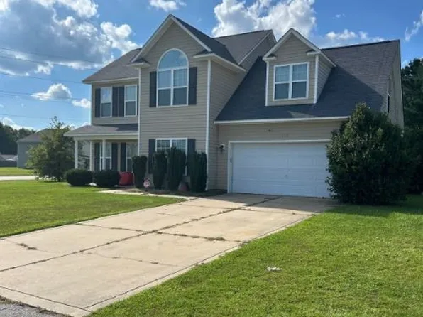 117 Roanoke Dr, Raeford, NC 28376