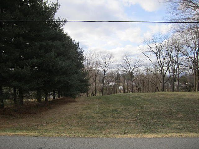 1st image of 0 Pennsylvania Ave NE #4