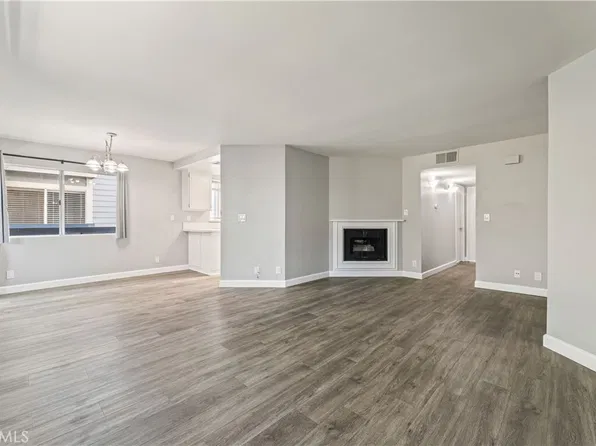 26824 Claudette St Unit 233, Santa Clarita, CA 91351