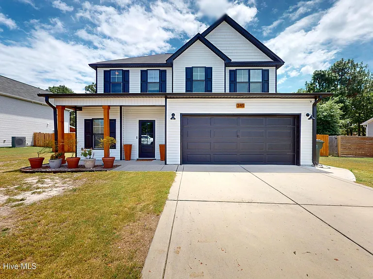 345 Shepherd Trl — Photo 1